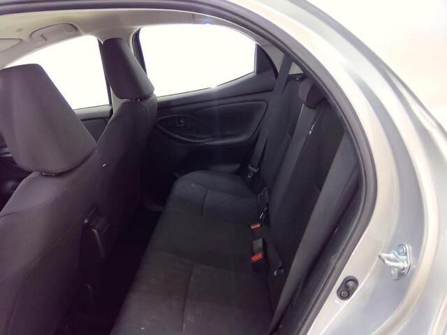 Toyota YARIS 1.5 HYBRID 115 ACTIVE I AUTOMAAT I APPLE CARPLAY I P-CAMERA I ADAPTIVE CRUISE CONTROL