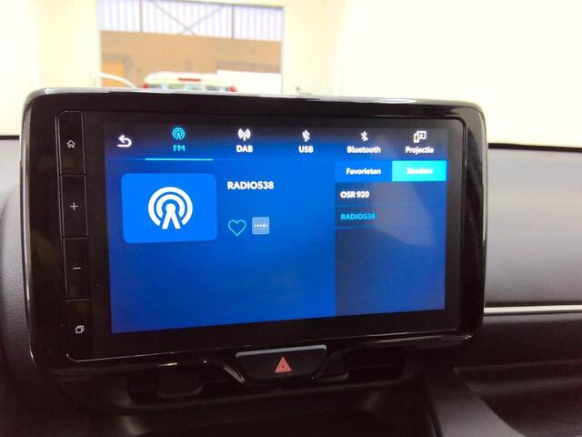 Toyota YARIS 1.5 HYBRID 115 ACTIVE I AUTOMAAT I APPLE CARPLAY I P-CAMERA I ADAPTIVE CRUISE CONTROL