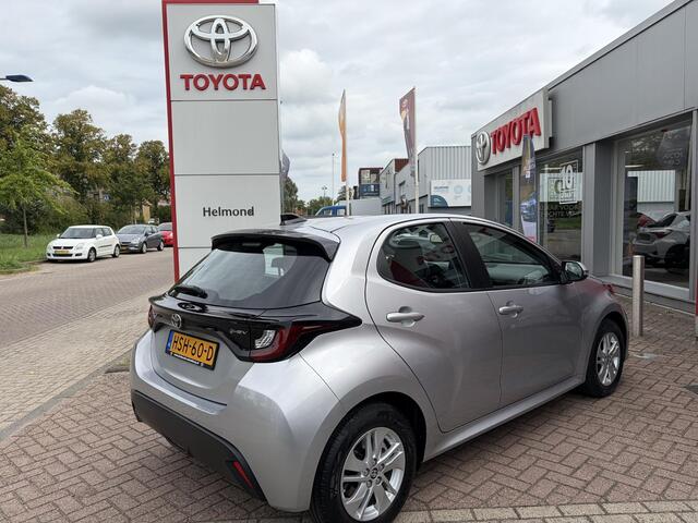 Toyota YARIS 1.5 Hybrid 115 Active