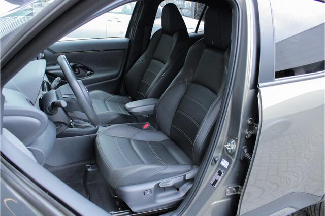Toyota YARIS Cross 1.5 Hybrid Launch Edition |leder|stoel/stuurverwarming|elek klep|voorruitverwarming|