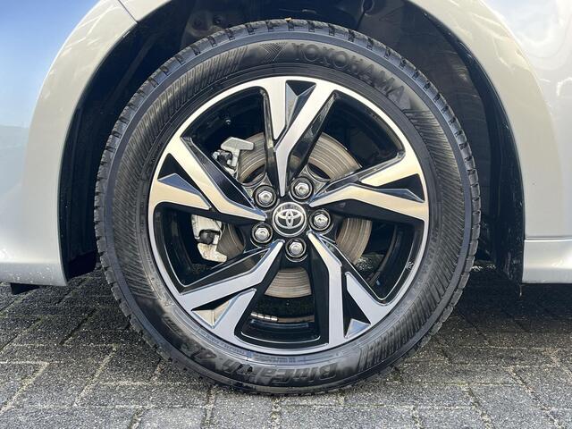 Toyota YARIS 1.5 Hybrid 115 Dynamic | Parkeersensoren | Dode hoek waarschuwing | Stoelverwarming | LED koplampen |