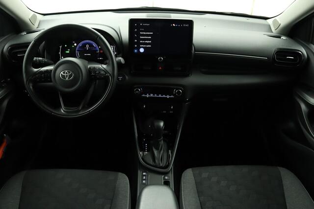 Toyota YARIS 1.5 Hybrid 115 Dynamic | Comfort Pack | Stoel / Stuurverwarming | Dodehoekdetectie | Parkeersensoren |