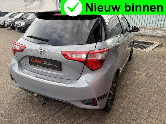 Toyota YARIS 1.5 VVT-i Aspiration Navi|Keyless|Trekhaak|Leder
