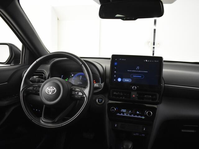 Toyota YARIS Cross 1.5 Hybrid 115 Style | PDC V+A | BSM | Stuur en Stoelverwarming