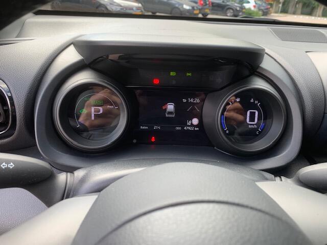Toyota YARIS Cross 1.5 Hybrid Active, achteruitrijcamera, Applecarplay .