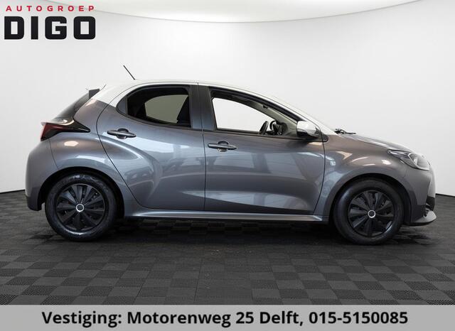 Toyota YARIS 1.5 HYBRID BI-TONE GARANTIE TOT 03-2033! . ADAPTIEVE CRUISE CONTROL . APPLE CARPLAY & ANDRIOD AUTO . SLECHTS 35.000km!