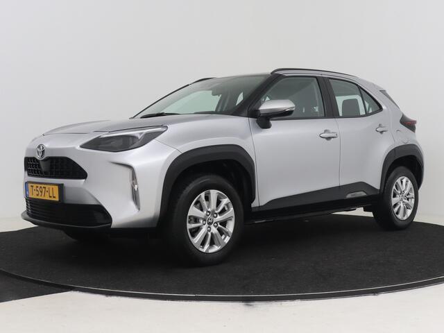 Toyota YARIS Cross 1.5 Hybrid Active erdie > fotostudio