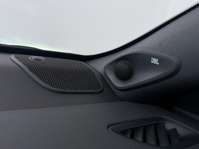 Toyota YARIS 1.5 Hybrid 130 Launch Edition | Apple CarPlay / Android Auto (Navigatie) | JBL | BLS | PDC | Head-up |