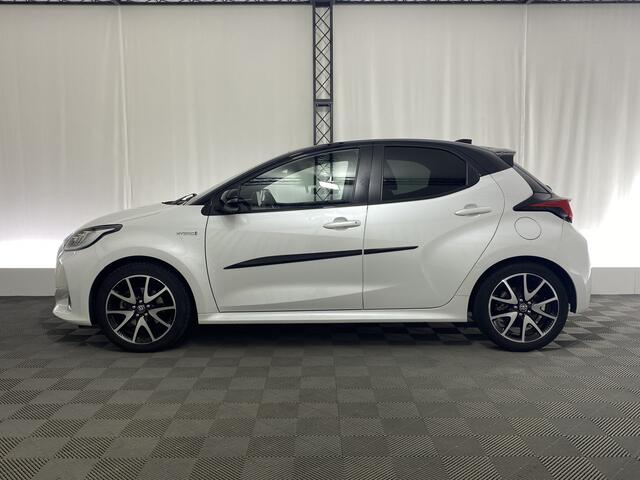 Toyota YARIS 1.5 Hybrid Dynamic Automaat | Trekhaak | CarPlay | Stoelverw. | Camera | 17'' | Parelmoer | ACC | Cruise