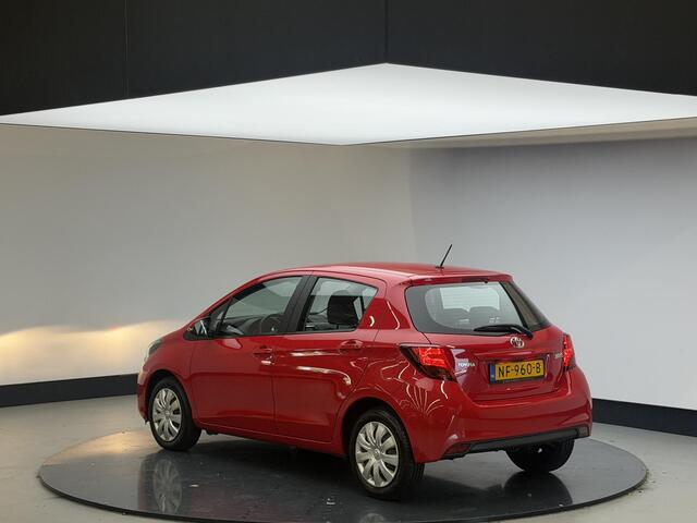 Toyota YARIS 1.3 VVT-i Business Plus | 4 Cilinder | Airco | Cruise | Cam achter | NL auto