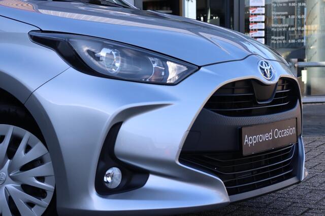 Toyota YARIS 1.5 Hybrid 115 Active, Startknop, Navigatie
