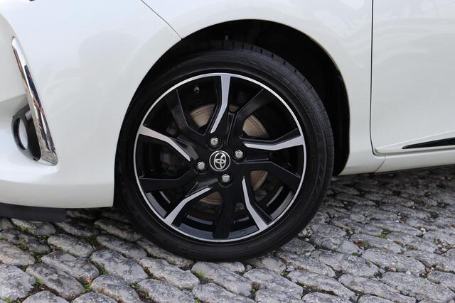 Toyota YARIS 1.5 Hybrid Bi-Tone , Cruise control, , Safety Sense, Reservewiel