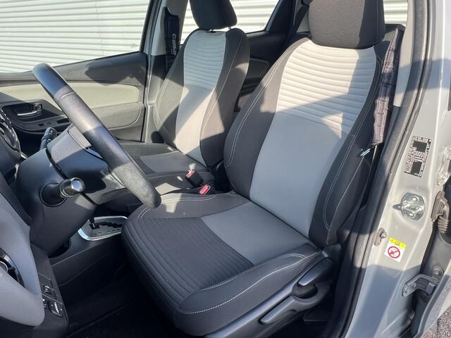 Toyota YARIS 1.5 Hybrid Aspiration | Nieuw Binnen | Climate Control | Achteruitrijcamera | APK 22-02-2027