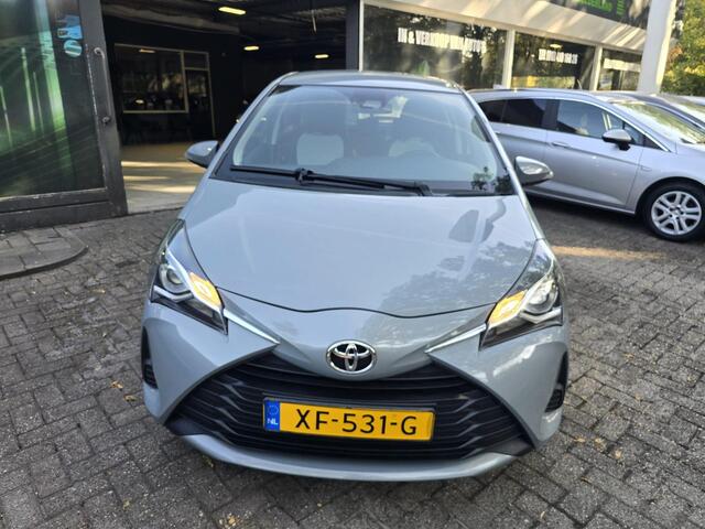 Toyota YARIS 1.5 VVT-i Active | 2E EIGENAAR | 3/6 OF 12 MND GARANTIE | CAMERA | AIRCO | NW APK |