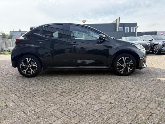 Toyota YARIS 1.5 Hybrid 115 First Edition