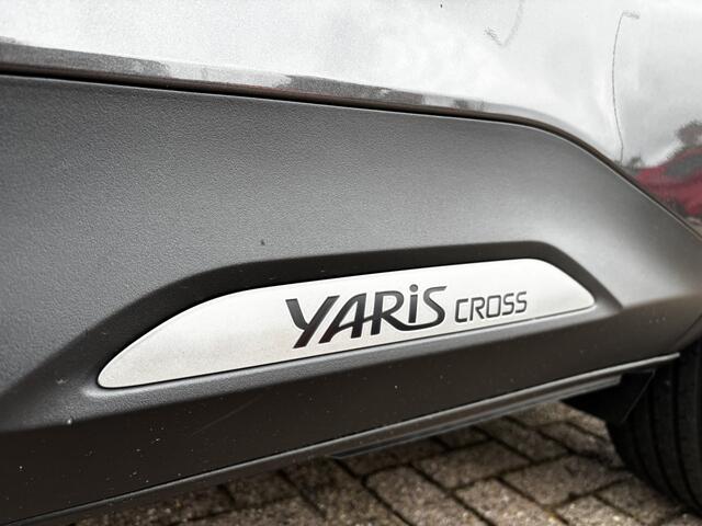 Toyota YARIS Cross 1.5 Hybrid Dynamic Lmv Cruise Acamera Automaat Applecarplay Stoel/Stuurverwarming