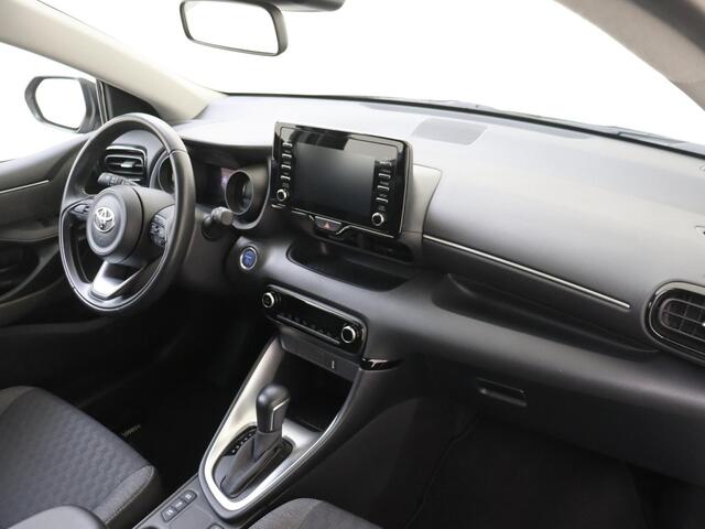 Toyota YARIS 1.5 Hybrid Dynamic 116PK | Automaat | Navigatie | Lichtmetalen Velgen | Achteruitrijcamera | Climate Control | Keyless entry |