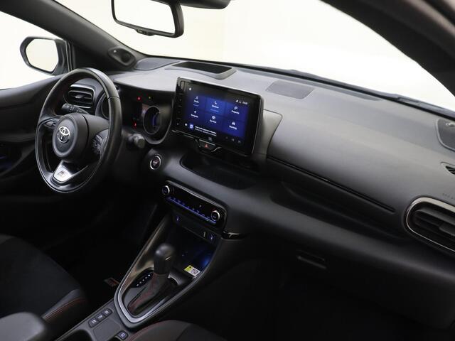 Toyota YARIS 1.5 Hybrid GR Sport | Navigatie | Panoramadak | Camera | 18" | CLimate control
