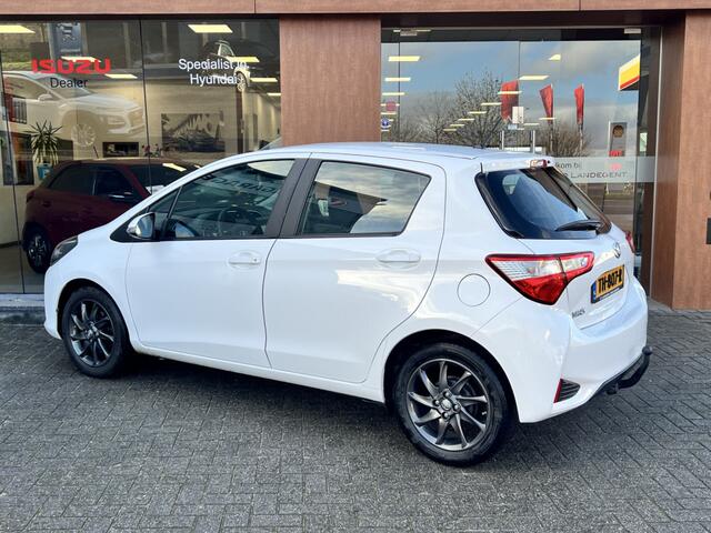 Toyota YARIS 1.5 VVT-i Comfort | Trekhaak | LM velgen | Bluetooth | Radio