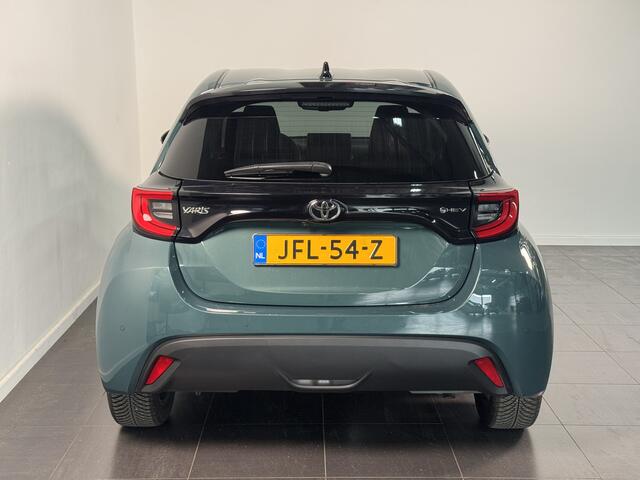 Toyota YARIS 1.5 Hybrid 115 Dynamic | Comfort Pack | Stoel/Stuur/Voorruitverwarming | BSM | Parkeersensoren voor/achter |