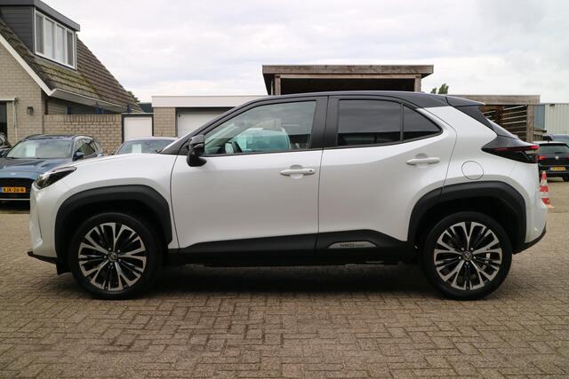 Toyota YARIS Cross 1.5 Hybrid Adventure | Automaat! | Carplay | Camera |