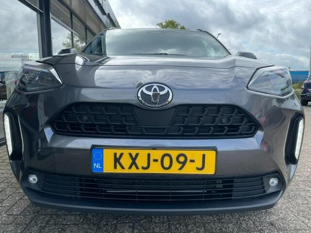 Toyota YARIS 1.5 HYBRIDE STYLE EDITION/ Adaptive/17/KEYLESS/VERWARMDE STOELEN/STUUR