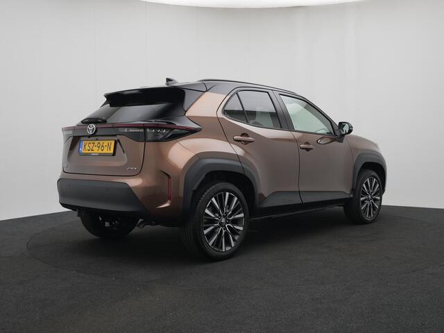 Toyota YARIS Cross 1.5 Hybrid 130 Executive | Premium Pack | Voorruit-Stuur-Stoelverwarming | HUD | JBL |