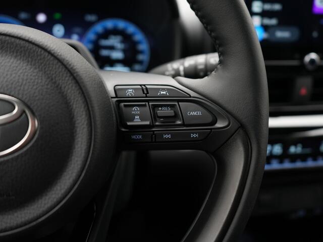 Toyota YARIS Cross 1.5 Hybrid 130 Executive | Premium Pack | Voorruit-Stuur-Stoelverwarming | HUD | JBL |