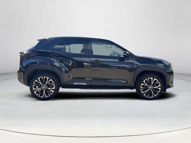 Toyota YARIS Cross 1.5 Hybrid Executive | 360 graden camera | Stoel- en stuurwielverwarming | Navigatie | Elektrische klep |