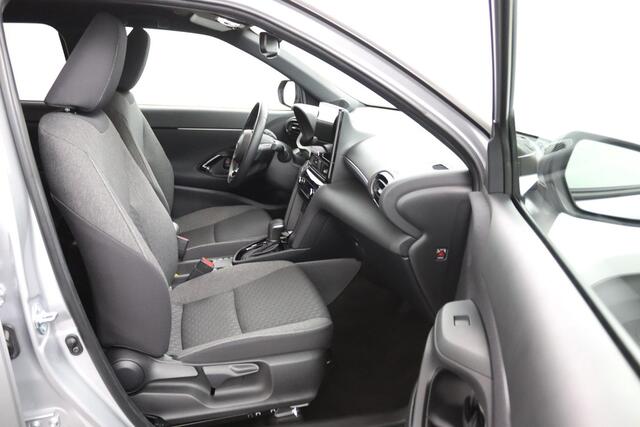 Toyota YARIS Cross 1.5 Hybrid 130 Dynamic | Navigatie | Keyless Entry | Led Verlichting | Achteruitrijcamera | Adaptieve Cruise control |