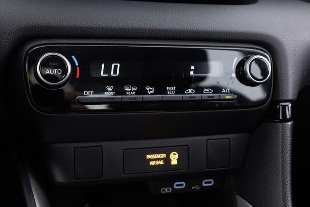 Toyota YARIS 1.5 Hybrid Active Automaat | CARPLAY | LM VELGEN | ADAPT. CRUISE |? 1e Eigenaar