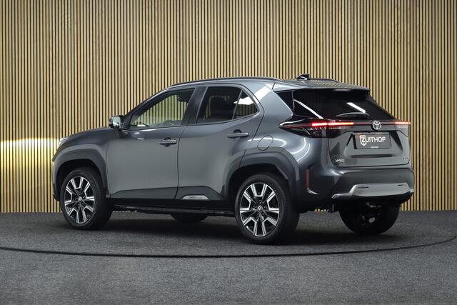 Toyota YARIS Cross 1.5 Hybrid 130 Executive | Adaptive-cruise | Camera | Clima | Navigatie | Stoel & Stuurverwarming | Elek. Achterklep | Apple Carplay & Android Auto | Parkeersensoren V+A | Keyless | Dodehoekdetectie