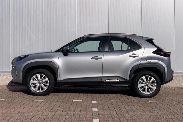 Toyota YARIS Cross 1.5 Hybrid 115 Active / Camera / Apple Carplay & Android Auto / ACC / Lane Assist / DAB /