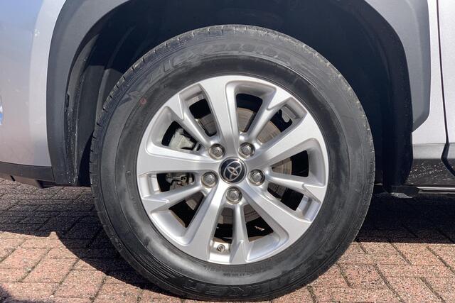 Toyota YARIS Cross 1.5 Hybrid 115 Active / Camera / Apple Carplay & Android Auto / ACC / Lane Assist / DAB /