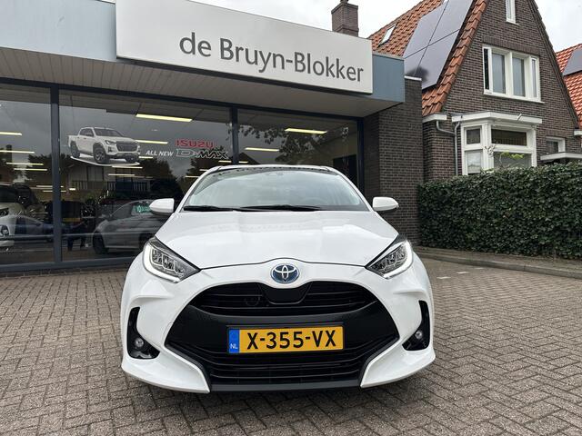 Toyota YARIS 1.5 Hybrid Dynamic Apple Carplay / Android auto stoelverwarming / stuurwielverwarming / Navigatie / Apple Carplay / Android Auto / parkeercamera / 10 jaar Toyota garantie / rijklaarprijs incl. Toyota Pechhulppas