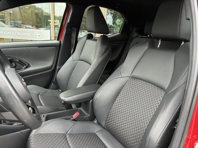 Toyota YARIS 1.5 Hyb. Executive | PDC v/a | Stoelverwarm. | Blindspot |