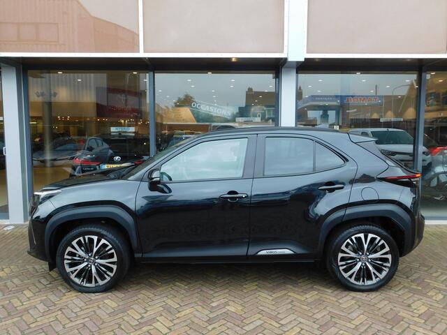 Toyota YARIS Cross 1.5 Hybrid Executive | TREKHAAK | ALL-SEASON | JBL