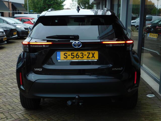 Toyota YARIS Cross 1.5 Hybrid Executive | TREKHAAK | ALL-SEASON | JBL