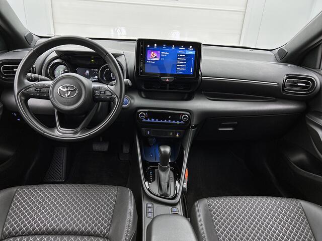 Toyota YARIS 1.5 Hybrid Executive | Parkeersensoren | Sportstoelen |