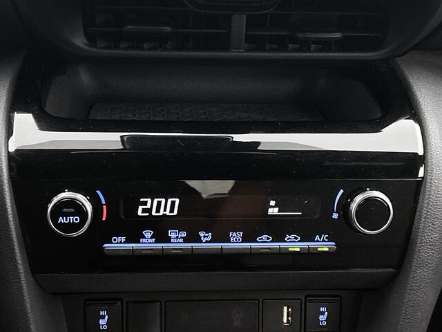 Toyota YARIS Cross 1.5 Hybrid Dynamic | Parkeersensor voor en achter | winterpakket |