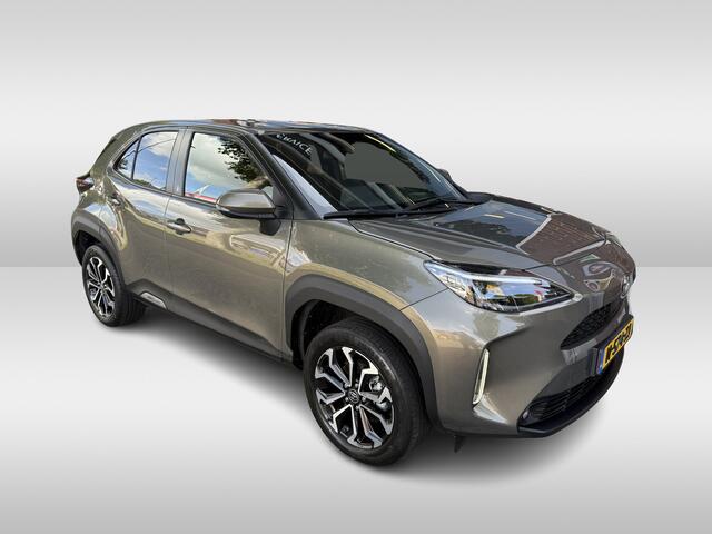 Toyota YARIS Cross 1.5 Hybrid First Edition | achteruitrijcamera | applecarplay/android auto | 17 inch velgen |