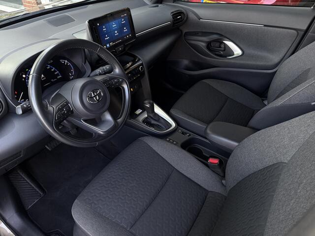 Toyota YARIS Cross 1.5 Hybrid First Edition | achteruitrijcamera | applecarplay/android auto | 17 inch velgen |