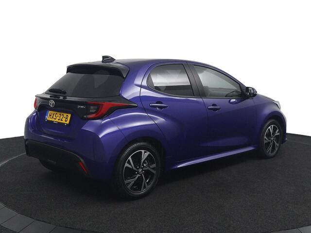 Toyota YARIS 1.5 Hybrid 115 Dynamic | Led Verlichting | Navigatie | Keyless Entry | Privacy Glas | Adaptieve Cruise control |