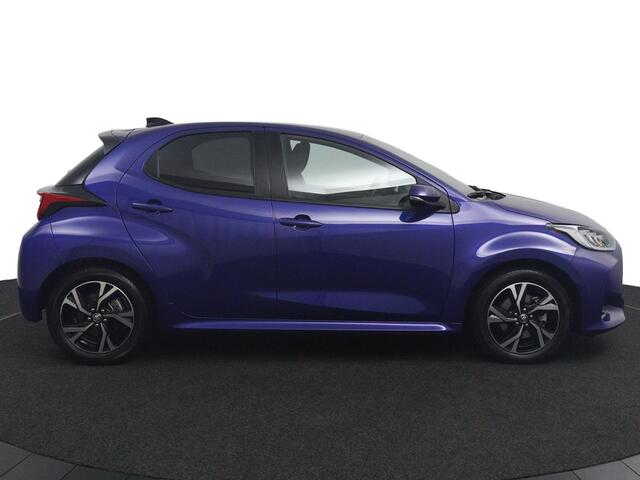 Toyota YARIS 1.5 Hybrid 115 Dynamic | Led Verlichting | Navigatie | Keyless Entry | Privacy Glas | Adaptieve Cruise control |