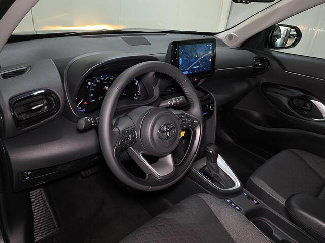 Toyota YARIS Cross 1.5 Hybrid Active Stoelverwarming, Parkeersensoren voor en achter, Navigatie af fabriek, Apple Carplay/android auto, Camera, Adaptieve cruise control