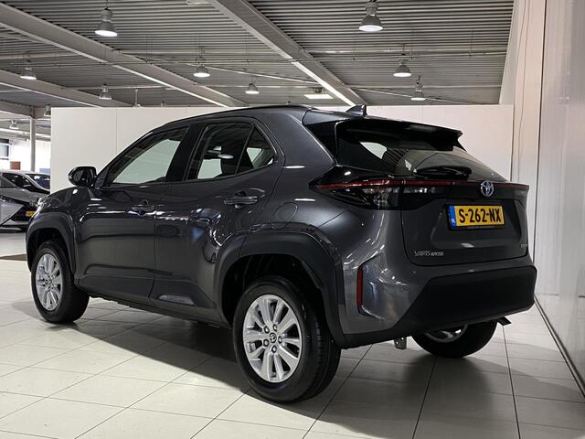 Toyota YARIS Cross 1.5 Hybrid Active Stoelverwarming, Parkeersensoren voor en achter, Navigatie af fabriek, Apple Carplay/android auto, Camera, Adaptieve cruise control