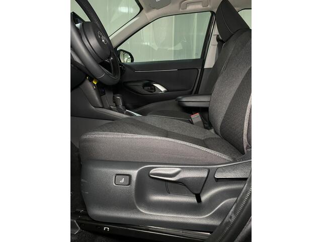 Toyota YARIS Cross 1.5 Hybrid Active Stoelverwarming, Parkeersensoren voor en achter, Navigatie af fabriek, Apple Carplay/android auto, Camera, Adaptieve cruise control