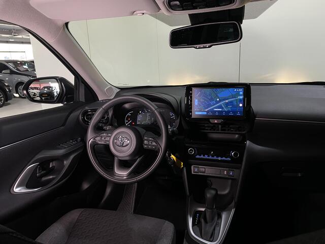 Toyota YARIS Cross 1.5 Hybrid Active Stoelverwarming, Parkeersensoren voor en achter, Navigatie af fabriek, Apple Carplay/android auto, Camera, Adaptieve cruise control