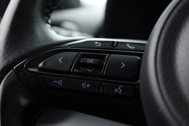 Toyota YARIS Cross 1.5 Hybrid Team D | Rijklaar! | Navi | Adapt. Cruise | Apple CarPlay | Camera | Keyless |