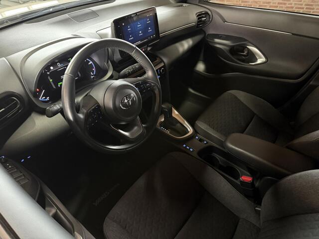Toyota YARIS Cross 1.5 Hybrid Dynamic / Team Deutschland Winter-pakket / Safety-pakket / Navi / Camera